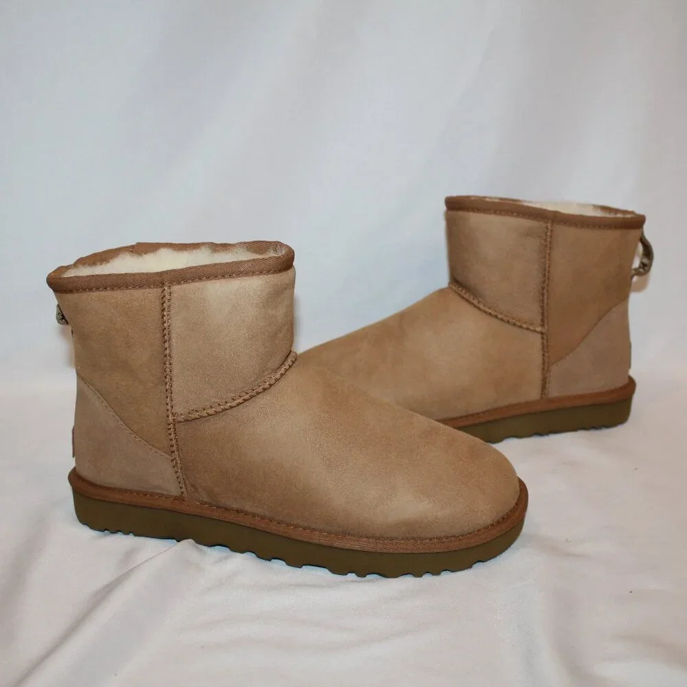 UGG‎ WOMEN'S MINI SUEDE SHEARLING LINED ANKLE BOOTS CHESTNU NEW